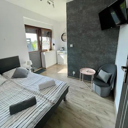 Karmelowa * Mosty (Puck)